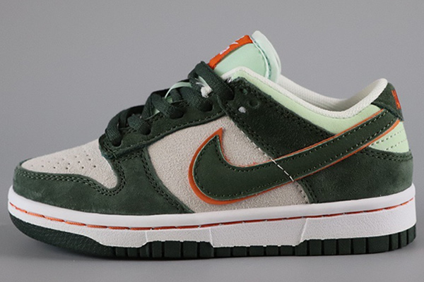 Kids Dunk SB A05 Otomo Katsuhiro